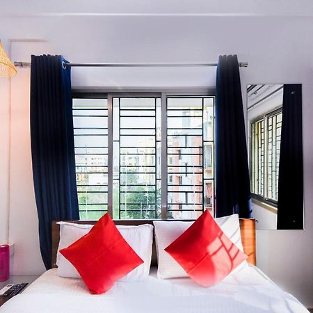 Oyo Flagship Mishika Homes Calcutta Eksteriør billede