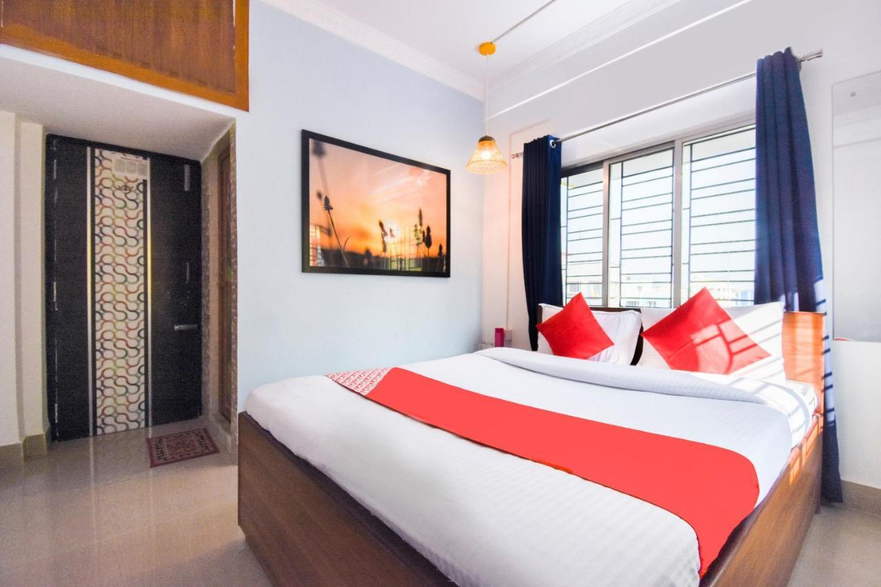 Oyo Flagship Mishika Homes Calcutta Eksteriør billede